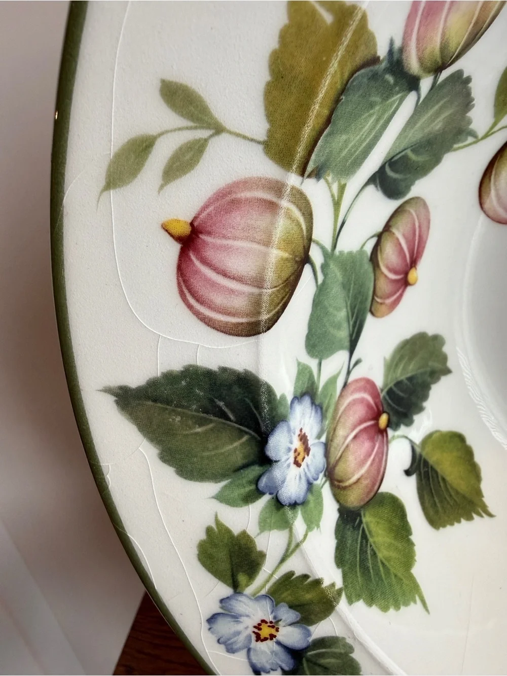 Vintage Brunelli Italy hand painted serving bowl.